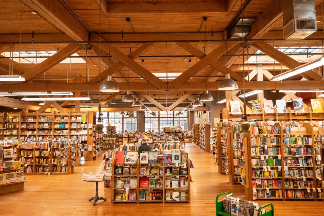 10 Tips for Selling Your Self-Published Book to Bookstores